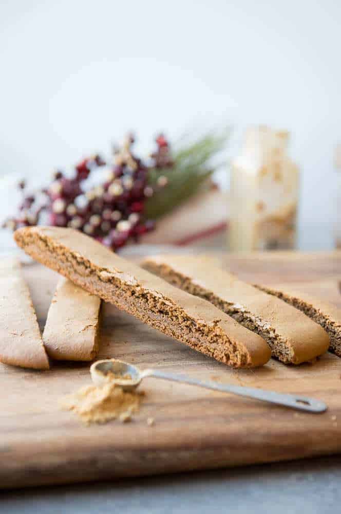 Paleo Gingerbread Biscotti (gluten-free, dairy-free) - A crispy, crunchy snack recipe perfect for dipping in coffee #paleosnackrecipe #glutenfreesnackrecipe #paleobiscotti